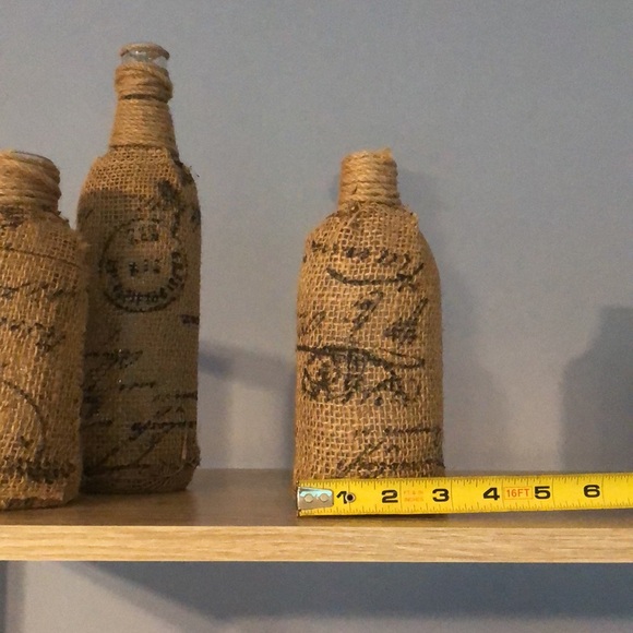 Set of 3 burlap and twine wrapped glass bottles. - Picture 8 of 8